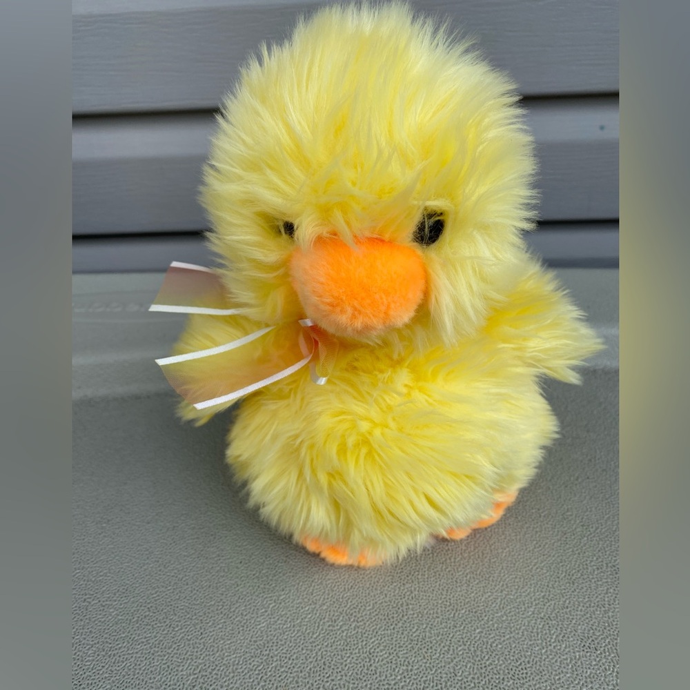 TY Classics “Cooper” the Soft Fluffy Chick Retired 2004